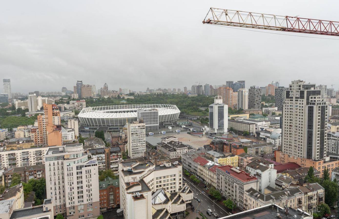 Royal Tower Residence Big Vip Apartment In Center Floor 27 Kiev Exterior foto