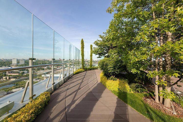 Royal Tower Residence Big Vip Apartment In Center Floor 27 Kiev Exterior foto